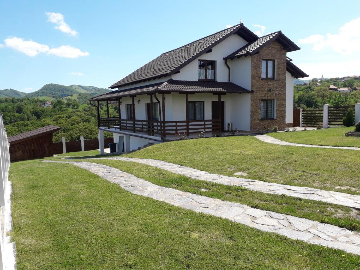 Vila Aloman Себеш Екстер'єр фото